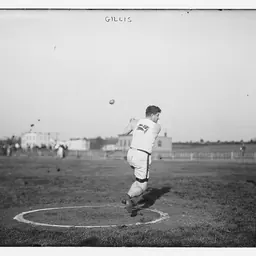 Portrait of Duncan Gillis