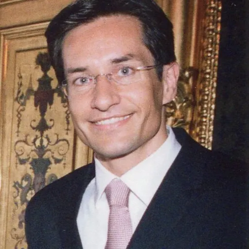 Portrait of Karl-Heinz Grasser