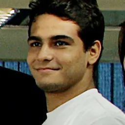 Portrait of Leandro Guilheiro