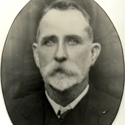 Portrait of Patrick Short