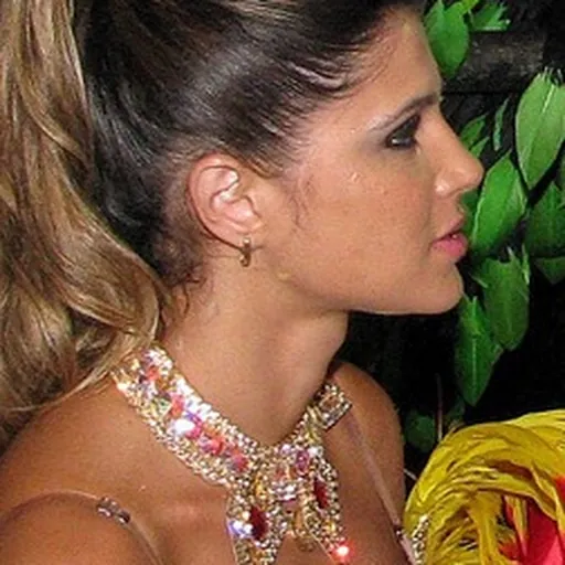 Portrait of Danielle Souza