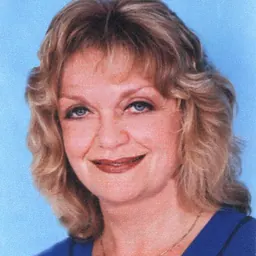 Portrait of Lia Shemtov