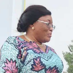 Portrait of Julie Ngungwa