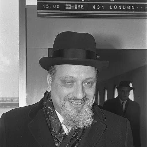 Portrait of Immanuel Jakobovits