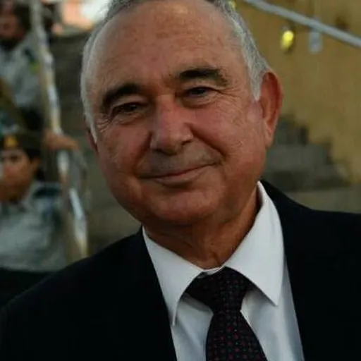 Portrait of Eli Dallal