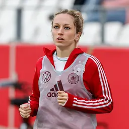 Portrait of Kathrin Hendrich