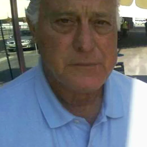 Portrait of Dror Kashtan