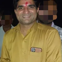 Portrait of Isudan Gadhvi