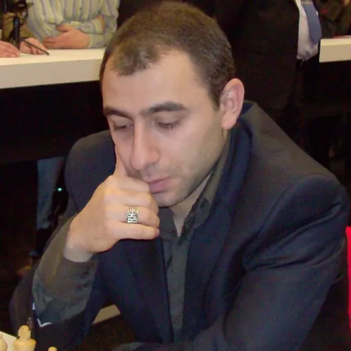 Portrait of Varuzhan Akobian