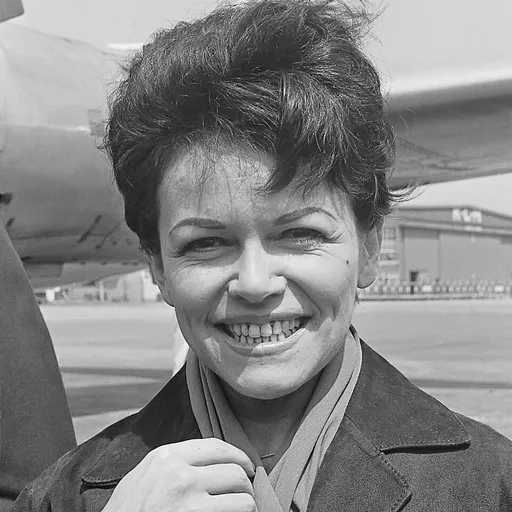 Portrait of Eve Boswell