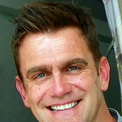 Portrait of Scott Maslen