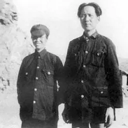 Portrait of He Zizhen