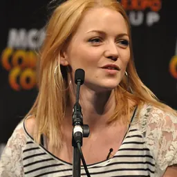 Portrait of Hannah Spearritt
