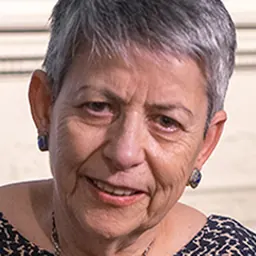 Portrait of Hanaa Edwar