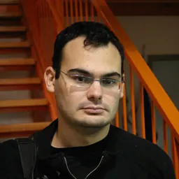 Portrait of Michael Roiz