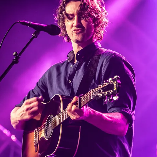 Portrait of Dean Lewis