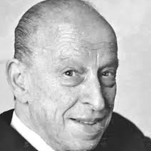 Portrait of Héctor Varela