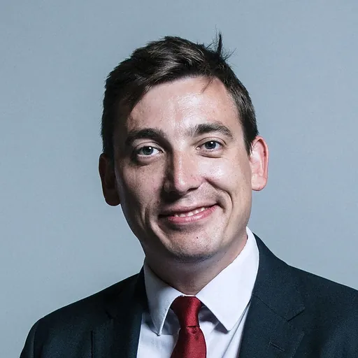 Portrait of Gavin Shuker