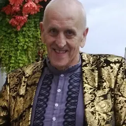 Portrait of Graham Short