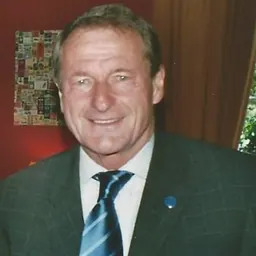 Portrait of Roger Hunt