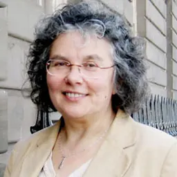 Portrait of Marlyn Glen