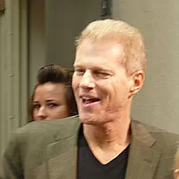 Portrait of Noah Emmerich