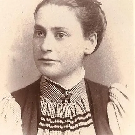 Portrait of Isabella Holmes