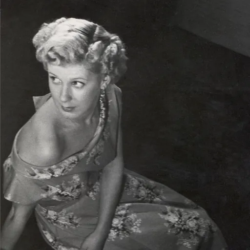 Portrait of Viveca Serlachius