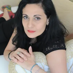 Portrait of Olivia Cattan