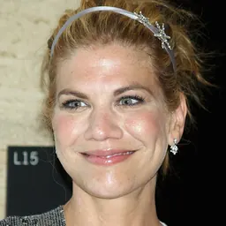 Portrait of Kristen Johnston