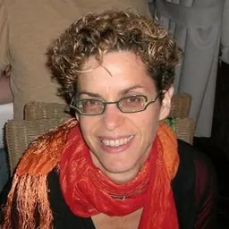 Portrait of Dana Ron