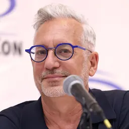 Portrait of Jeremy Podeswa