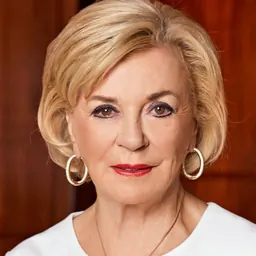 Portrait of Liz Mohn