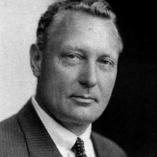 Portrait of Paul Toll