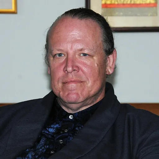 Portrait of Mark Griffin