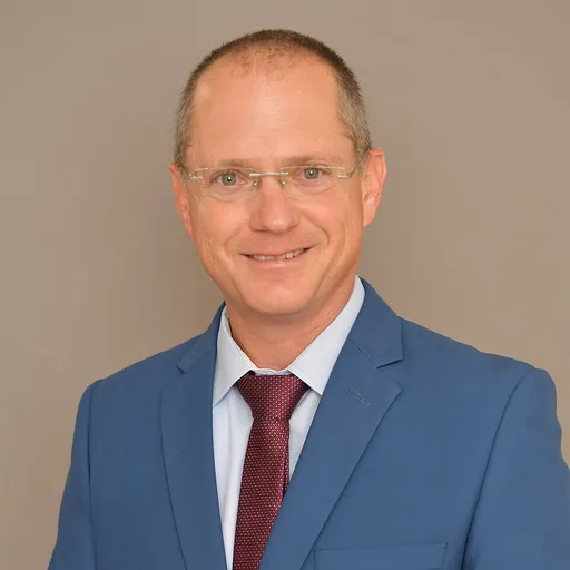 Portrait of Oded Forer