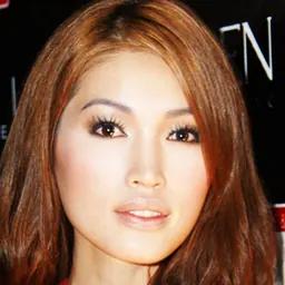 Portrait of Amber Chia