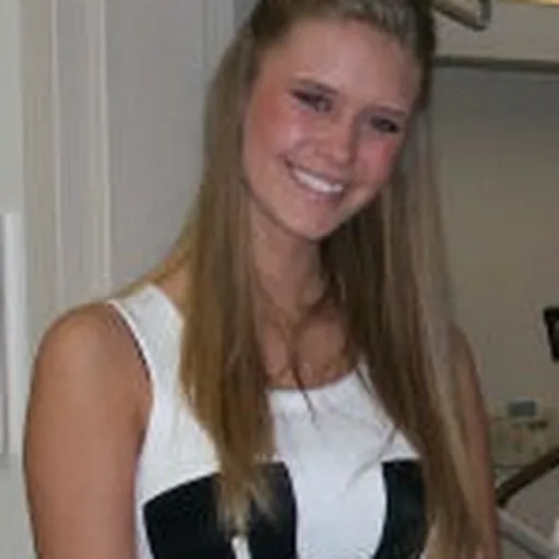 Portrait of Alexandria Mills