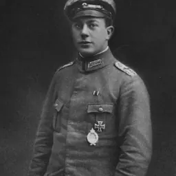 Portrait of Paul Bäumer