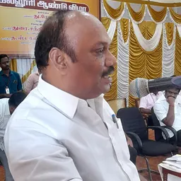Portrait of Durai Chandrasekaran
