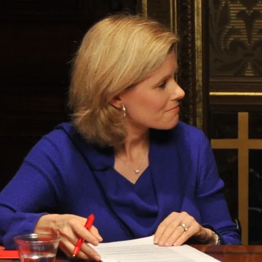 Portrait of Kelly Wallace