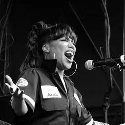 Portrait of Michel'le