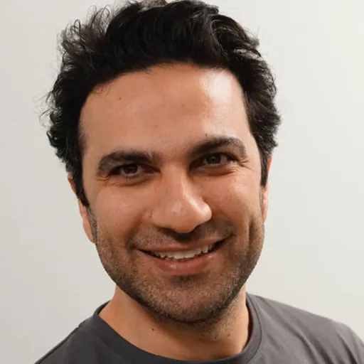 Portrait of Hamid Dehghani