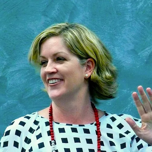 Portrait of Rachael Robertson