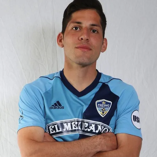 Portrait of Renato Bustamante
