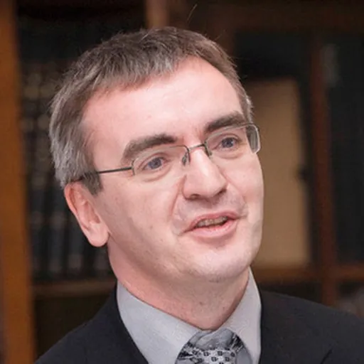 Portrait of Tom Rodden