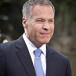Portrait of Leslie Roberts