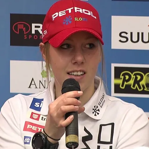 Portrait of Anja Eržen