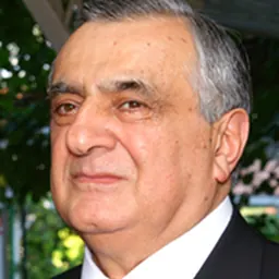Portrait of Roin Metreveli