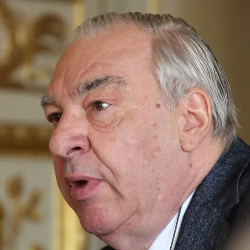 Portrait of Didier Decoin